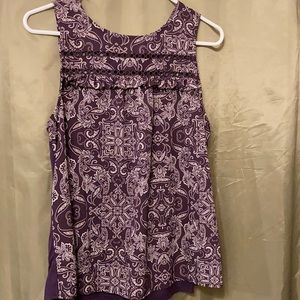 Ladies Medium Sleeveless Top